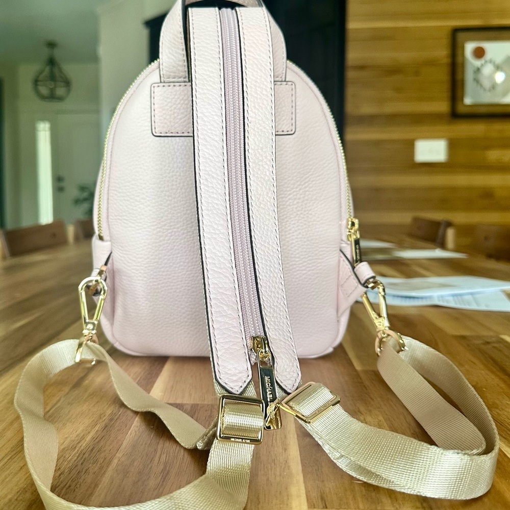 Michael Kors Pink Backpack Elegant Leather Design - Picture 4 of 6